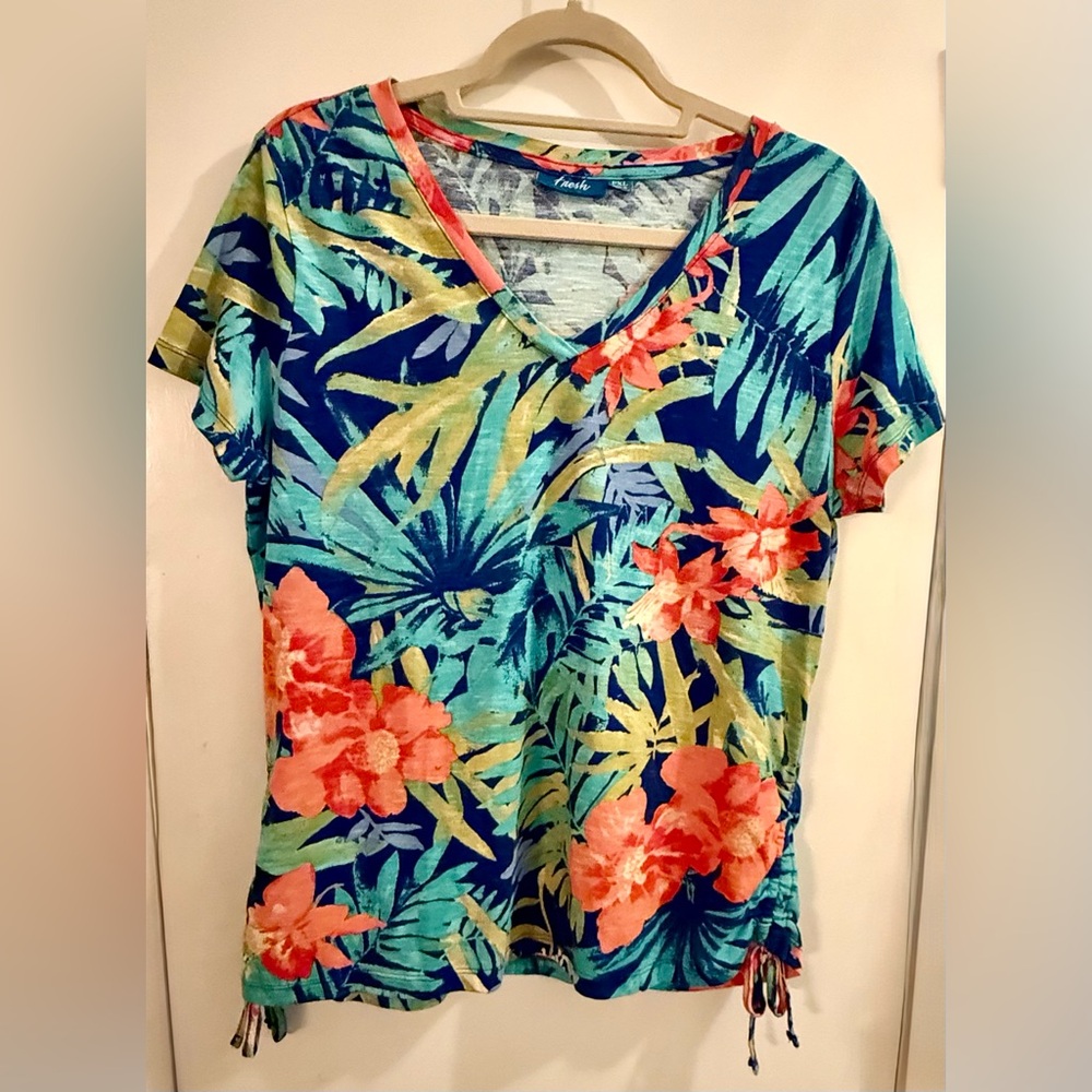 Fresh Short-Sleeve V-Neck, multi-tropical print w/adjustable side ruching.